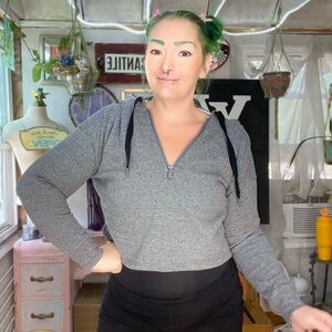 Calvin Klein Performance Gray Long Sleeve Hooded Cropped Sweatshirt